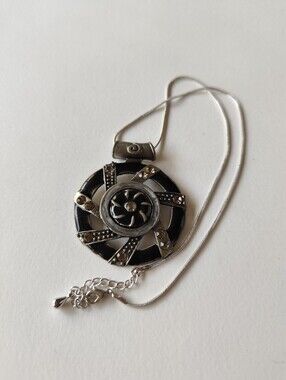 Round Black and Silver Pendant Necklace